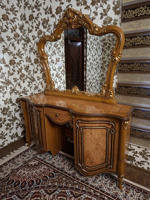 Dubayiski spalni garnitur