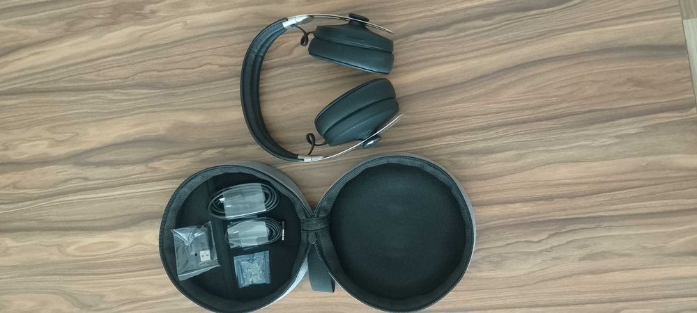 Слушалки Sennheiser Momentum 3