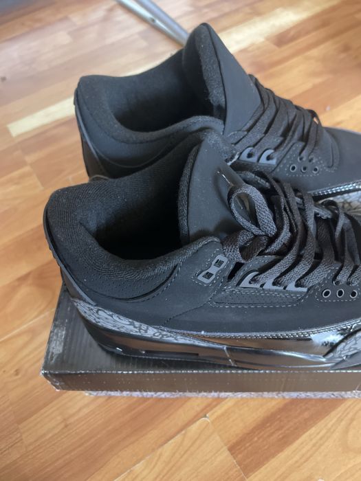 Jordan 3 Black Cat