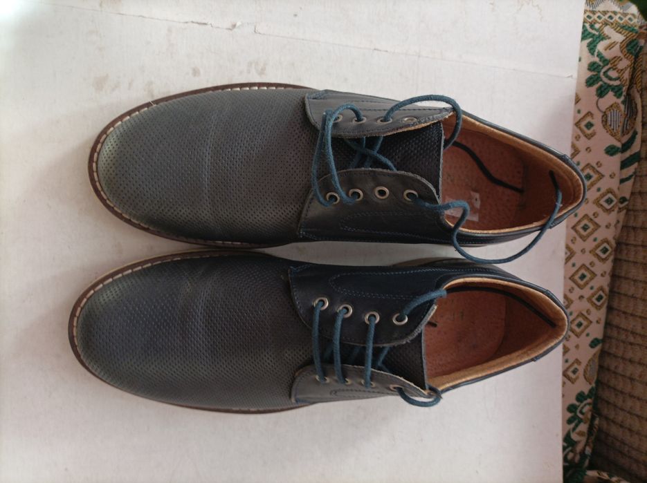Poale, fustă populară - Costum popular fetiță - Pantofi Italia