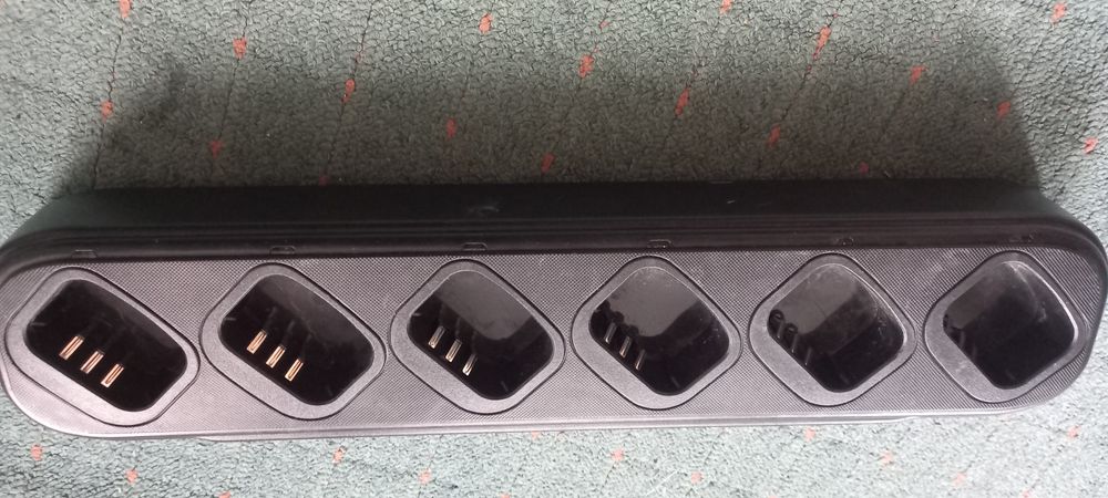 Incarcator multiplu statie vhf uhf