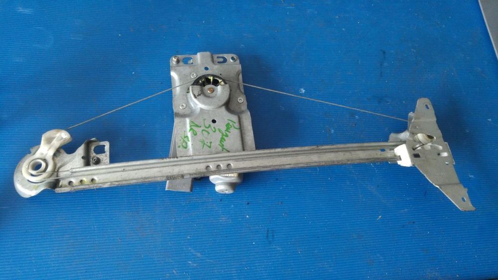 macara cu motoras dreapta spate peugeot 307