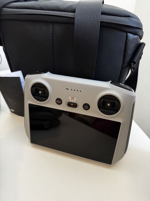 DJI Mini 3 Pro Fly More Combo + 6 filtre | Stare excelentă