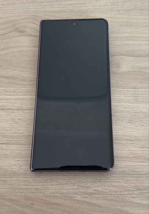 Продается Honor Magic V2