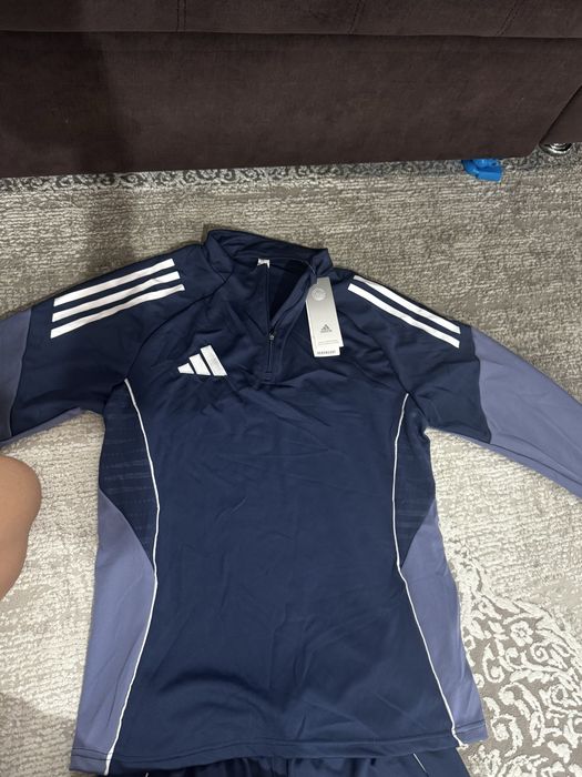 Adidas спортивный костюм