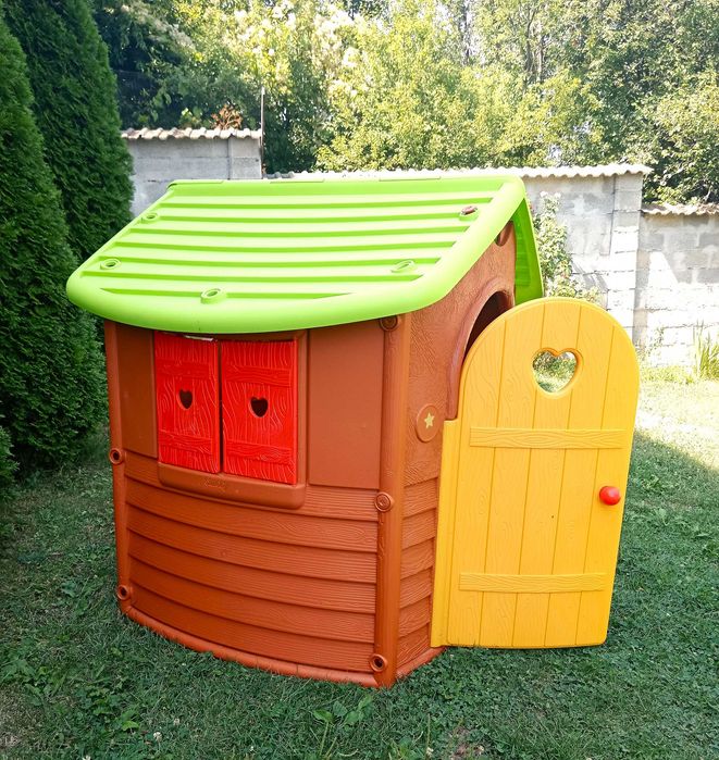 Детска градинска къщичка Smoby - отлично състояние