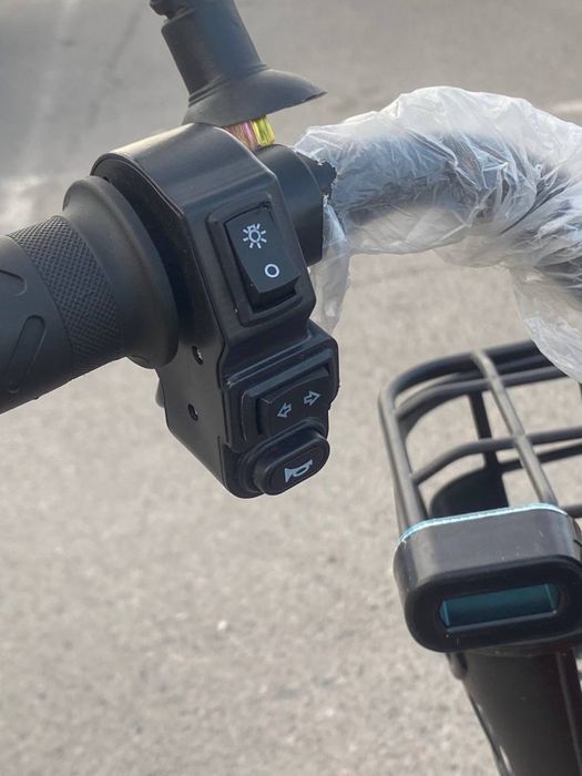 Электроскутер SK8.