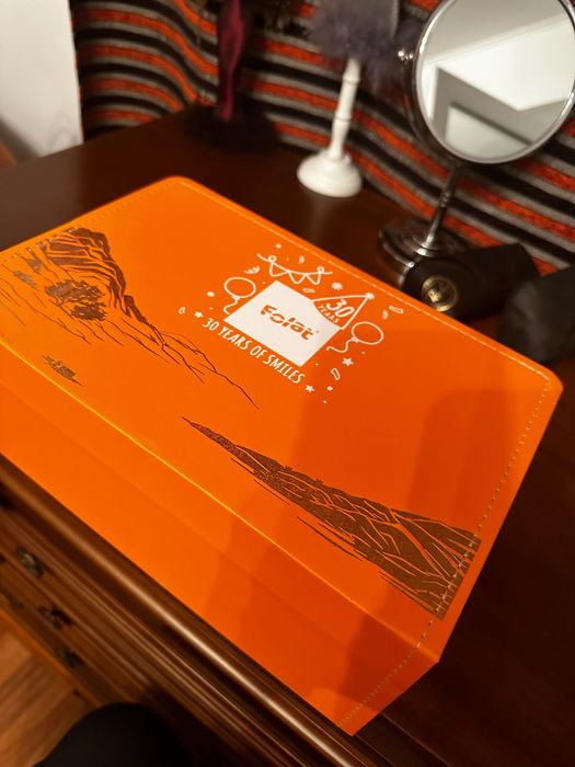 Un cadou divers Valiza cană de ceai