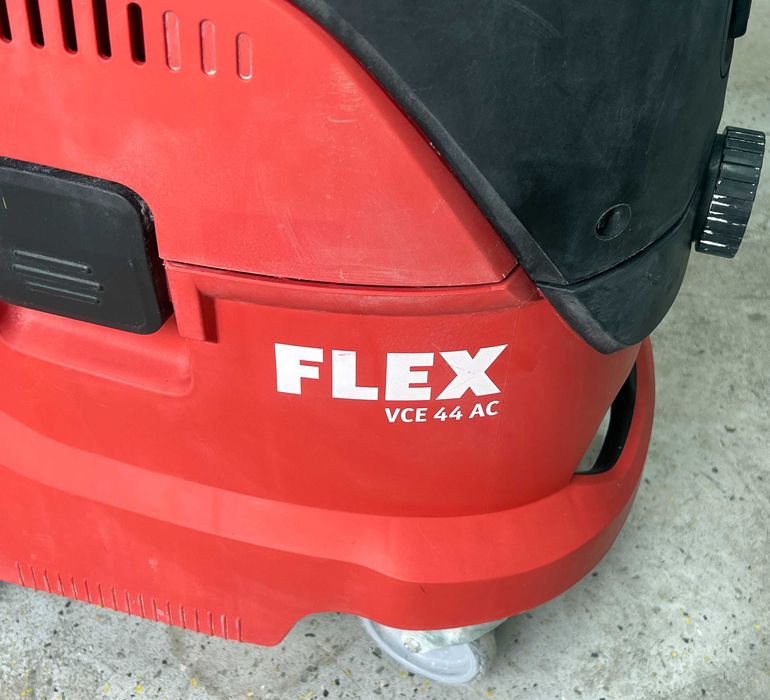 Aspirator profesional umed uscat Flex VCE 44 AC 1200 W 42l pent girafa