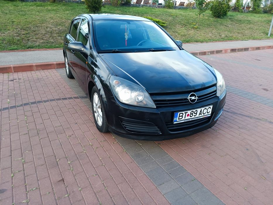 Opel Astra H 1.6  hatchback 
Anul: 2005
