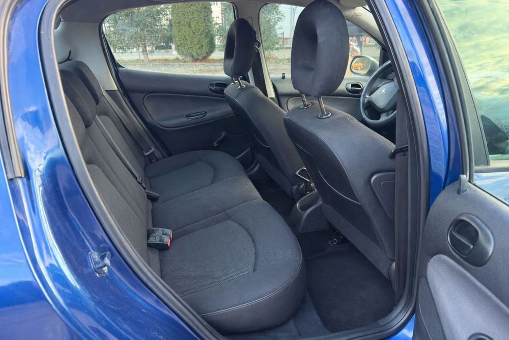 peugeot 206 PRET 990   EURO