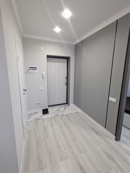 продается просторная студия