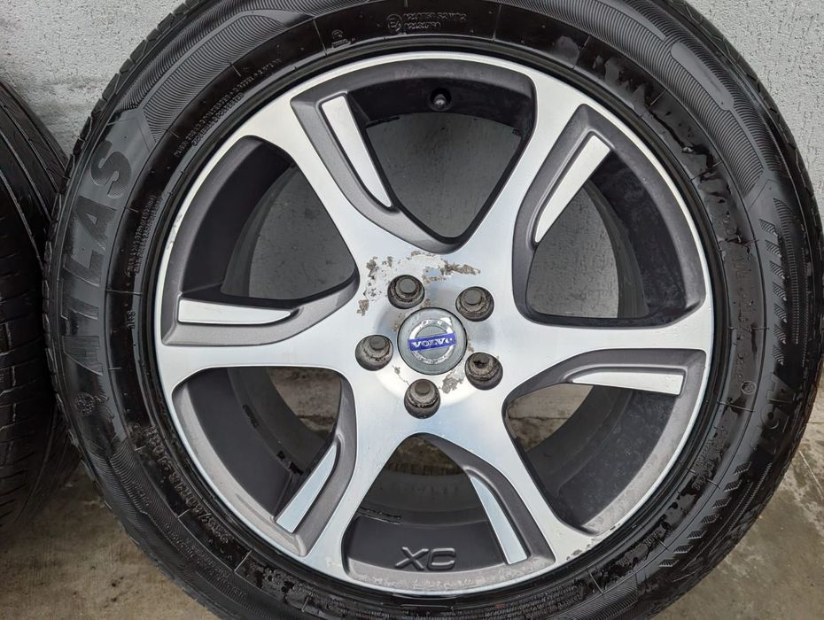 Jante ZEPHYRUS 18" 5x108 Volvo XC60 XC70 XC40 235/60R18 31280139