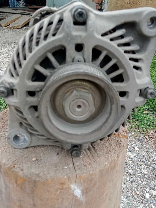 Генератор на автомобиль