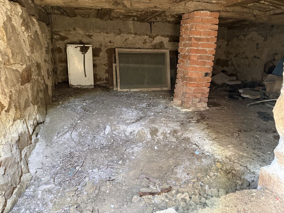 Casa caramida de vanzare cu teren 2366mp in Rotarest Bihor Com Sambata