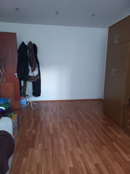 Apartament cu 4 camere — fotografia 3