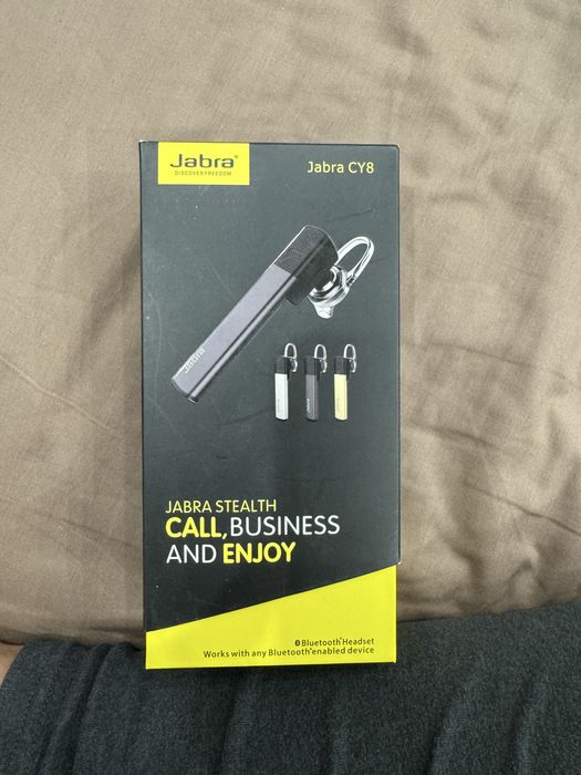 Продам блютуз наушник