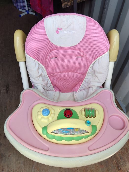 Детский столик в хорошем состоянии