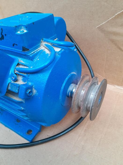 Електрическа(нова) месомелачка