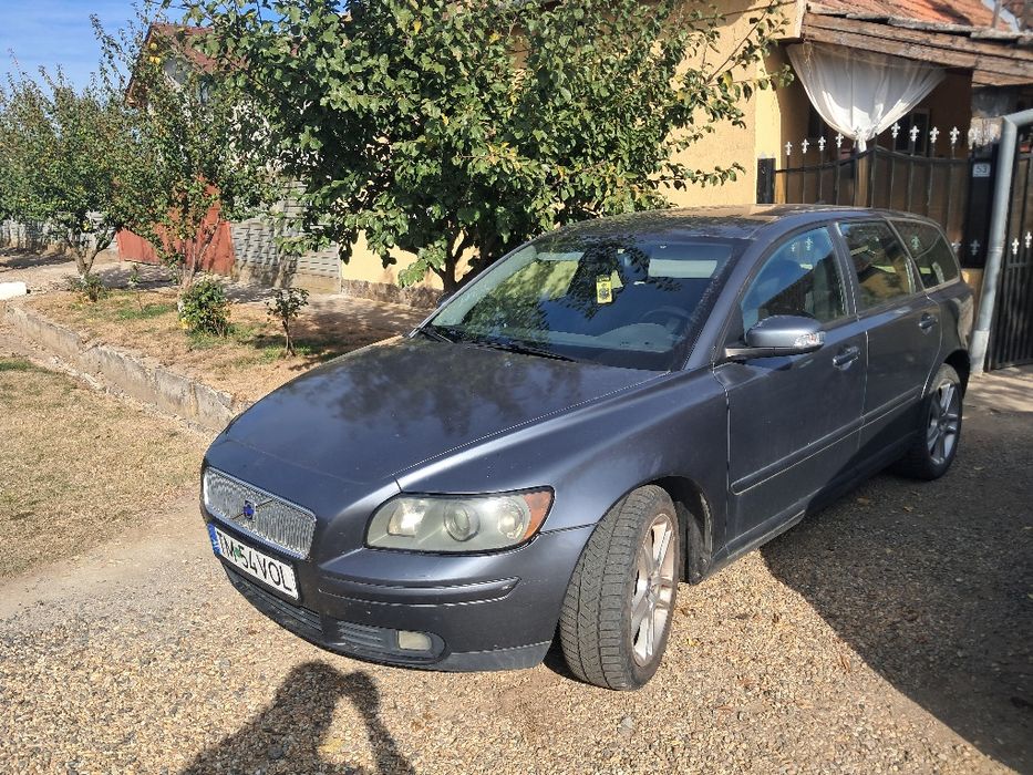 Volvo V50