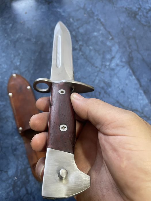 Baionetă.super frumos si de calitate.