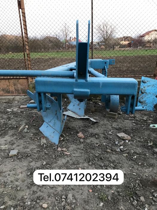 Vând plug 2pp brazde