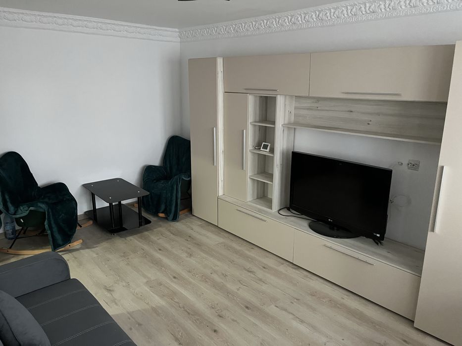 Inchiriez apartament 2 camere langa satul de vacanta Mamaia in regim hotelier