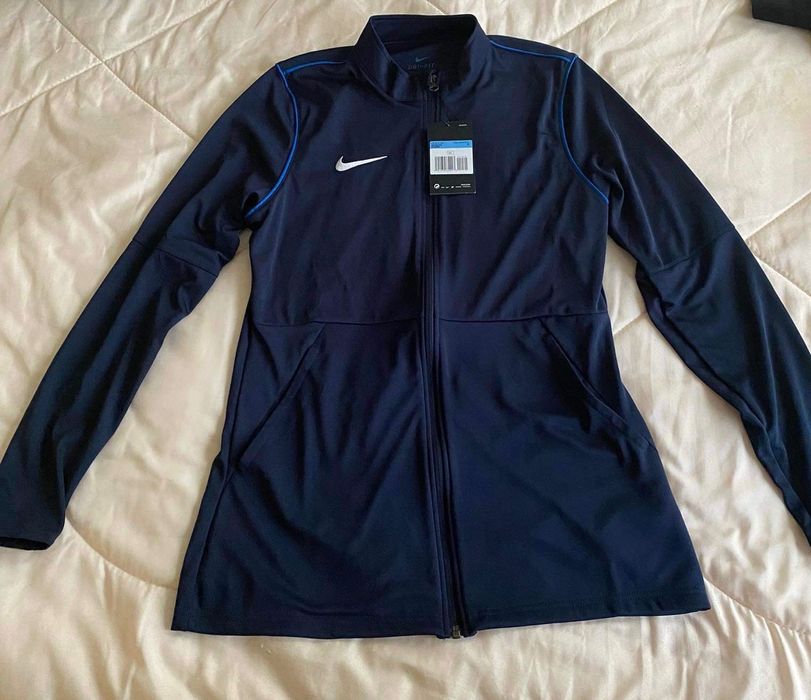 Nike ново дамско горнище