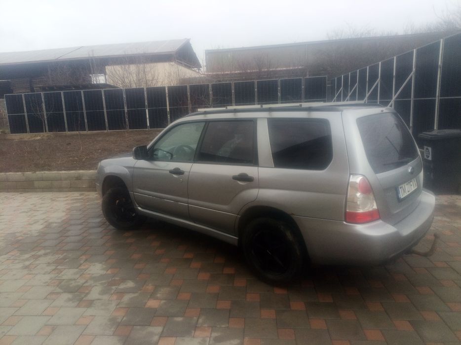 Vând Subaru Forester panoramic pe gaz  158 cai SUV GPL 4x4 cu reductor