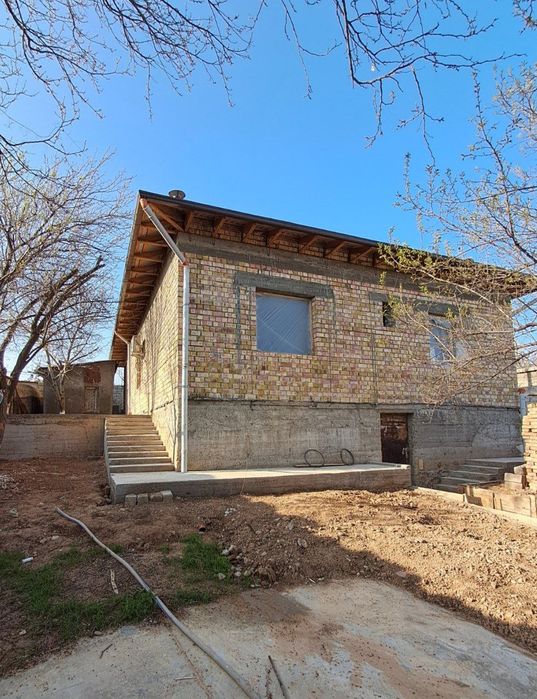 Продаётся дом( дача).