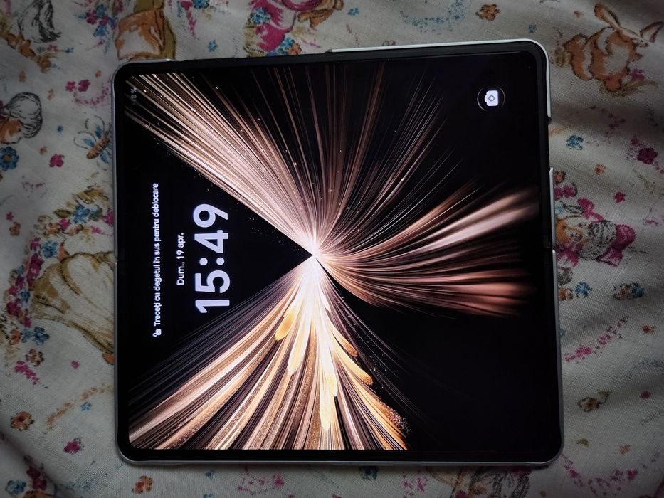 Honor magic v5 16+16/512gb android 16 nou la cutie,folie ambele ecrane, husă aluminiu cu protecție ,dual sim, liber de rețea.