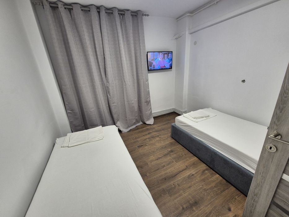 Inchiriez apartament regim hotelier cazare muncitori sibiu