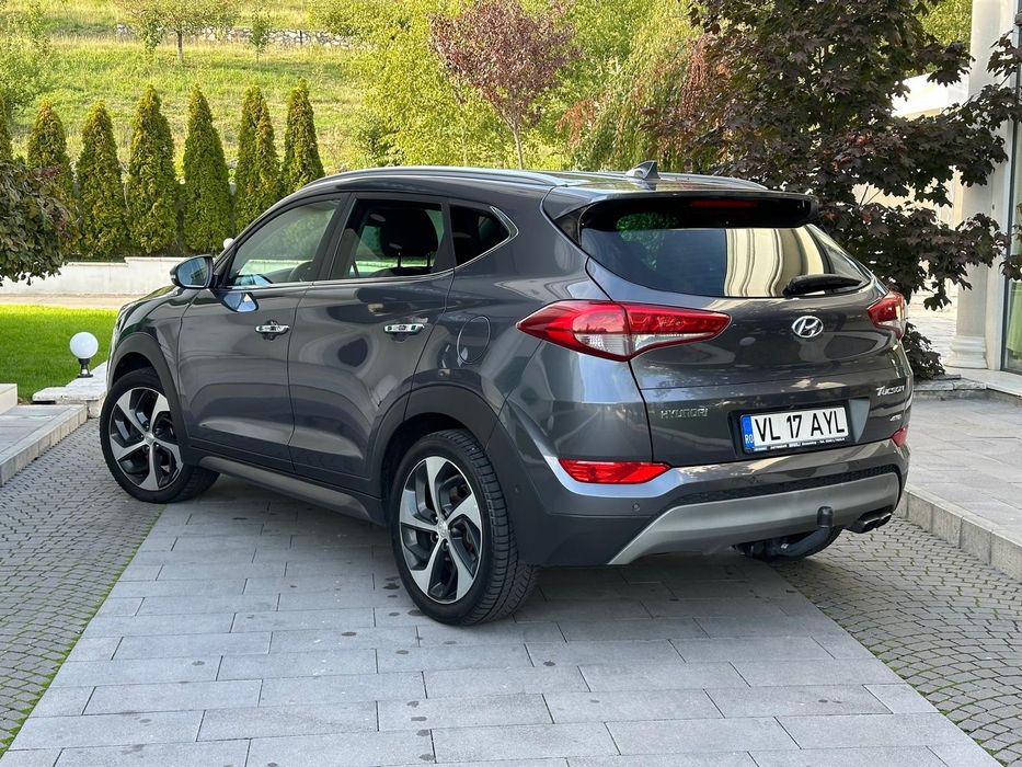 Hyundai tucson premium luxuri