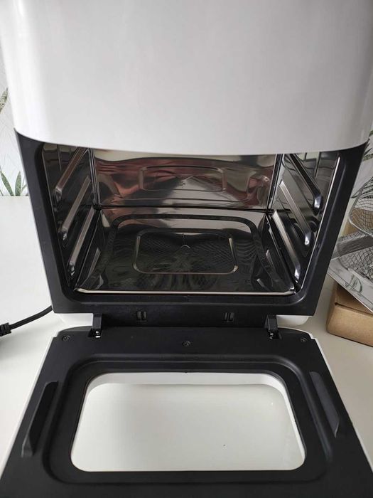 Vand masina de gatit cu curent / Air fryer / Friteuza cu aer cald