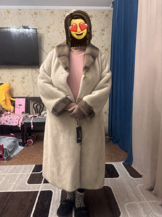 Продается женское пальто из альпаки