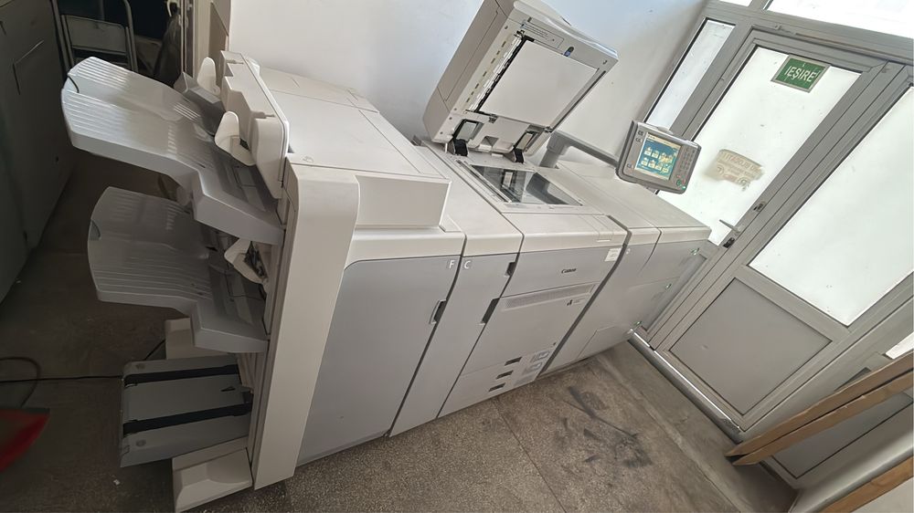 Copiator Canon c700 echivalent Bizhub c3070