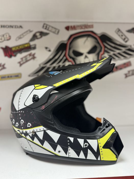 Каски за колоездене и мотокрос