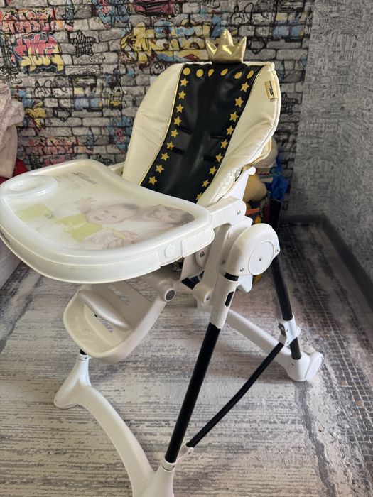 Продам детский столик