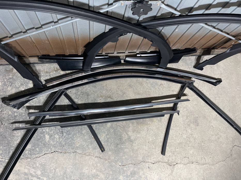bmw g30/31 ornament usa fata / Window guide / window frame