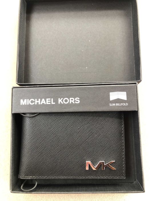 Маркови мъжки портфейли