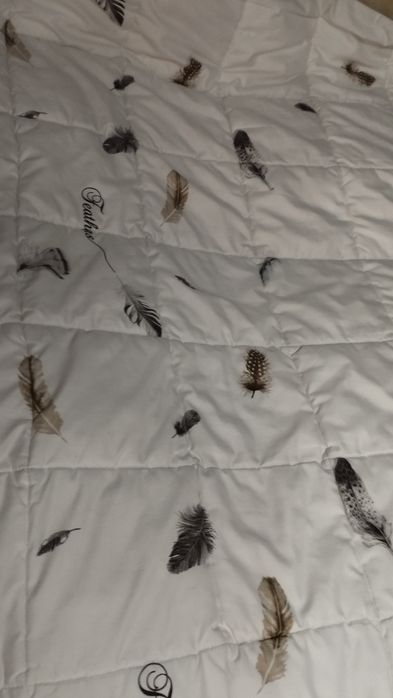 Одеяло красивое в отличном состоянии