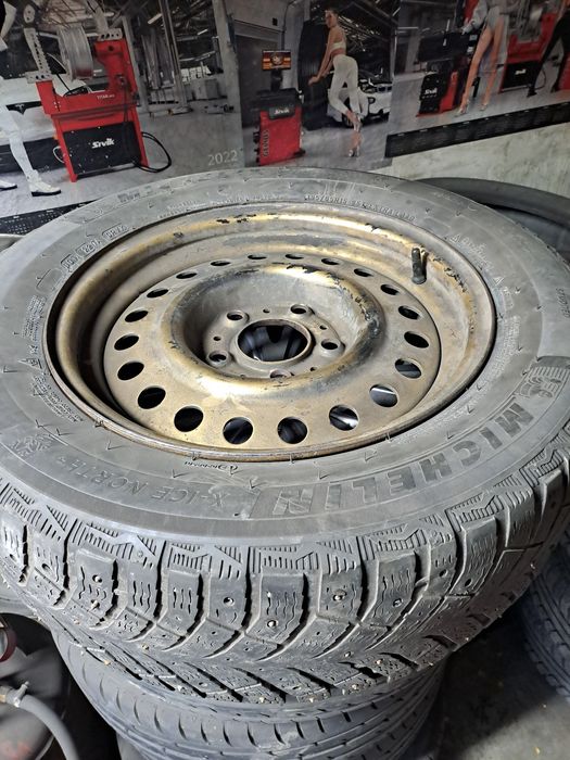 Продам диск обутый