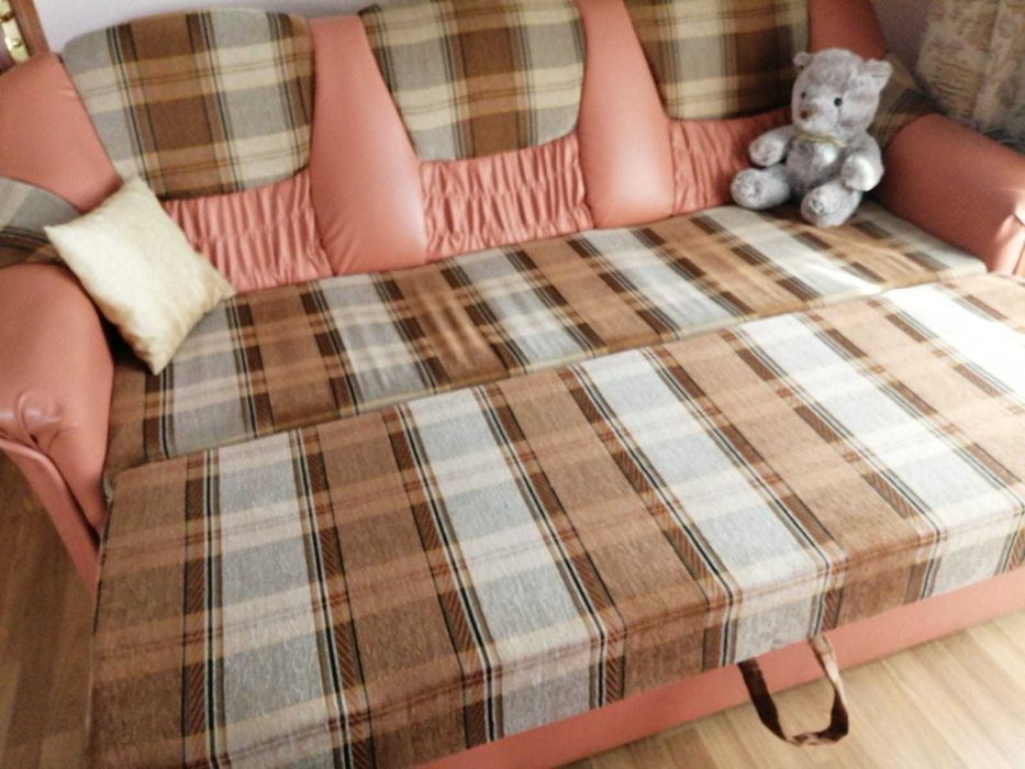 Canapea cu 2 fotolii