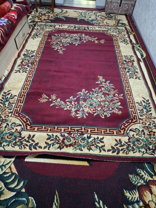 Гилам сотилади келиштириб бераман