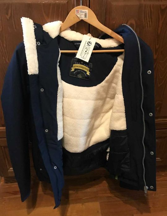 ЧИСТО НОВО зимно яке на легендарната марка SCHMUDDELWEDDA