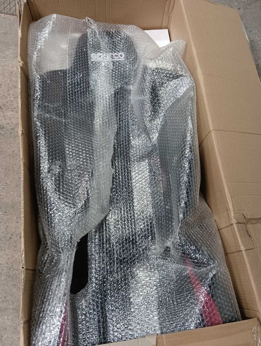 Спортни седалки SPARCO, качествени седалки от Германия,чисто нови