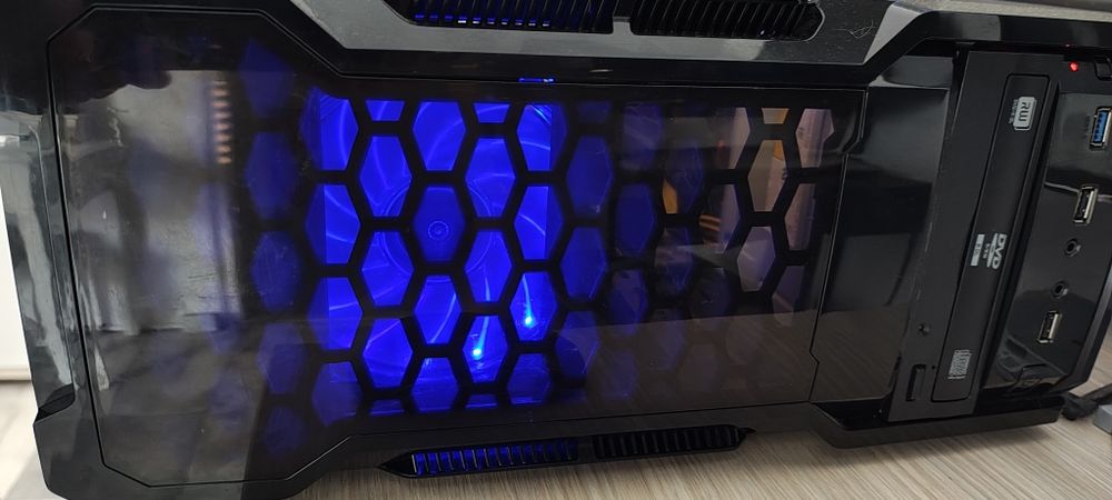 Unitate pc intel i3,gen6, 8gb ddr4, video dedicat,ssd 240gb