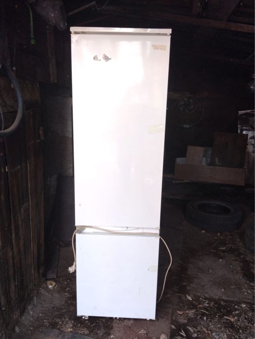 Продам холодильник