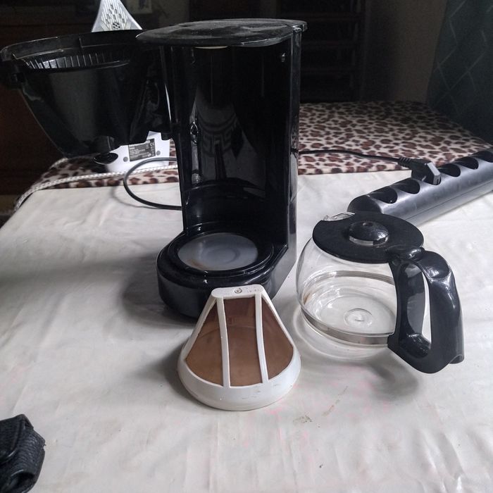 Кофеварка капельная маленькая