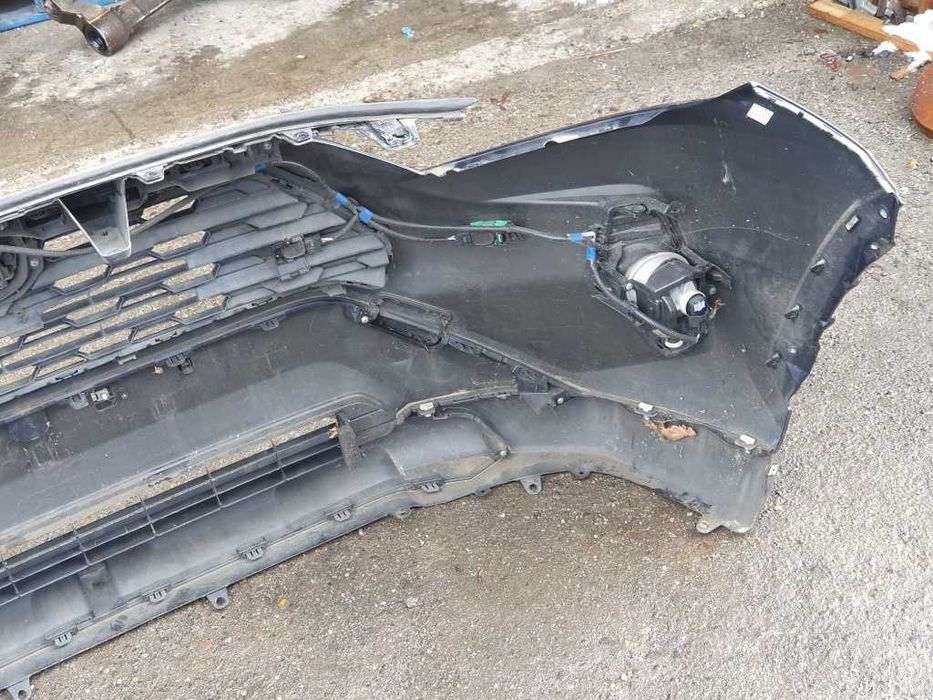 Bara fata Toyota Rav 4 2020